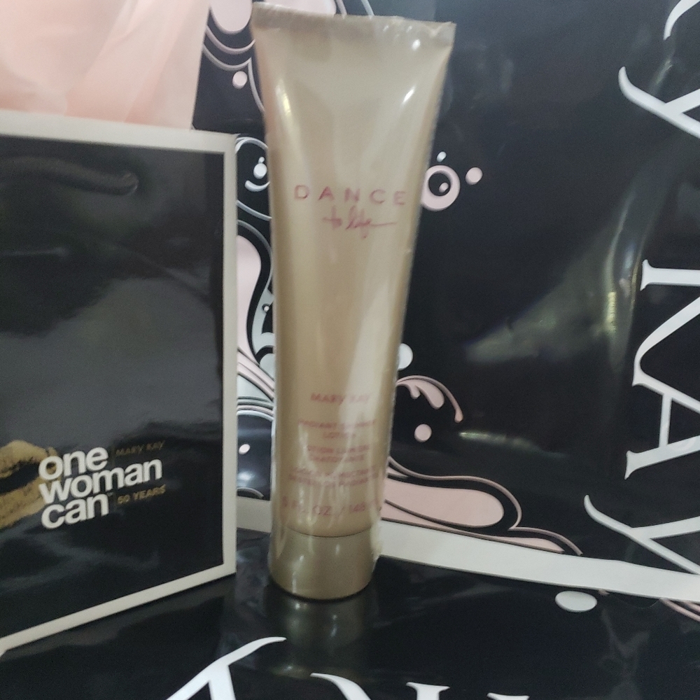 MARY KAY Shimmer Lotion